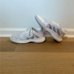 Adidas Women’s White and Gray Pickleball Shoes sneakers